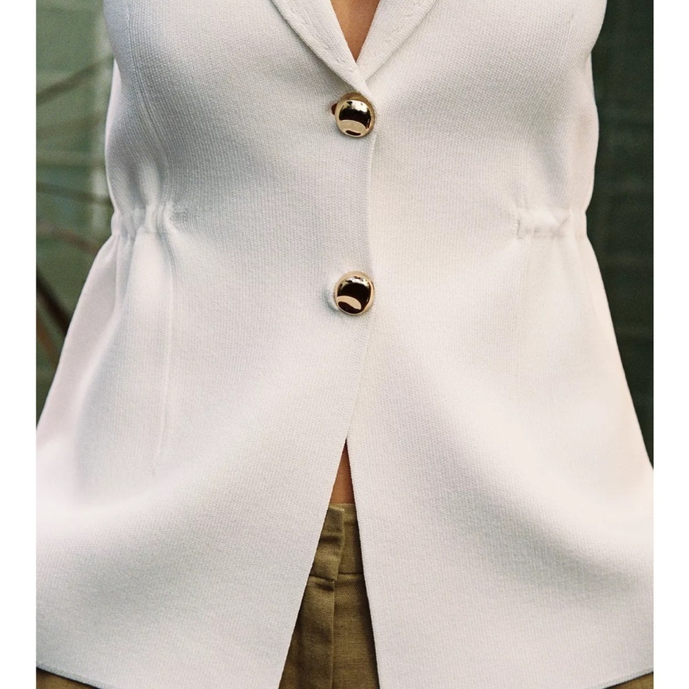 NEW ZARA KNIT VEST SIZE S
🚨 NO DISCOUNT ON THIS VEST - Picture 12 of 15